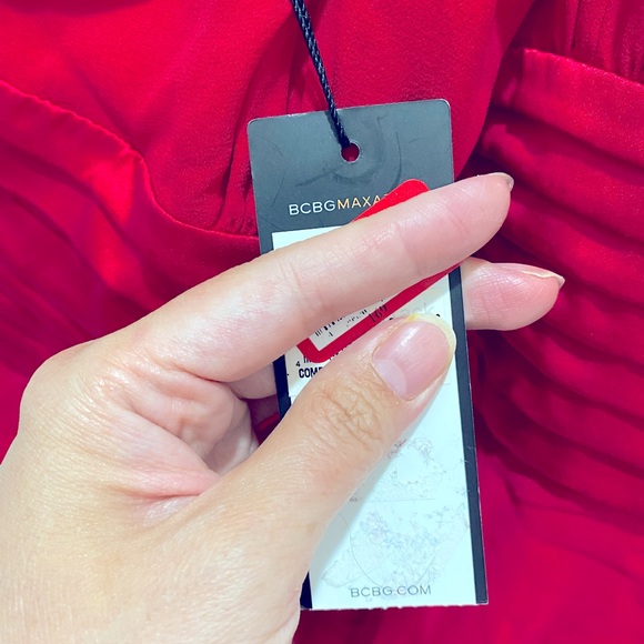 NWT BCBG Max Azria Red Halter Party Top - Size S - Picture 4 of 4